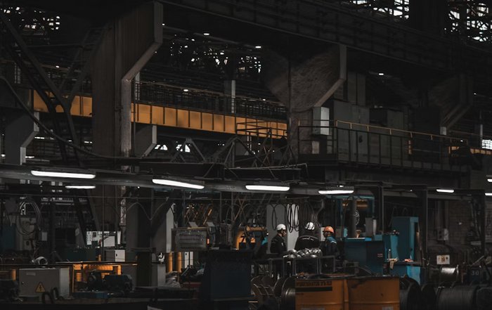 Article Image for AI Applications in Manufacturing Efficiency