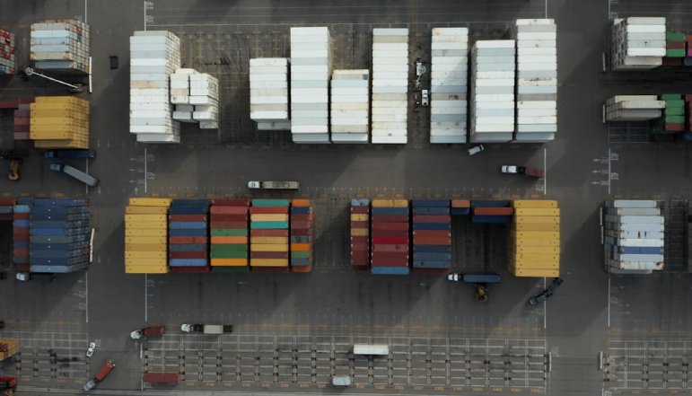 Article Image for Global Trade Deals and Their Impact on SMEs in Emerging Markets